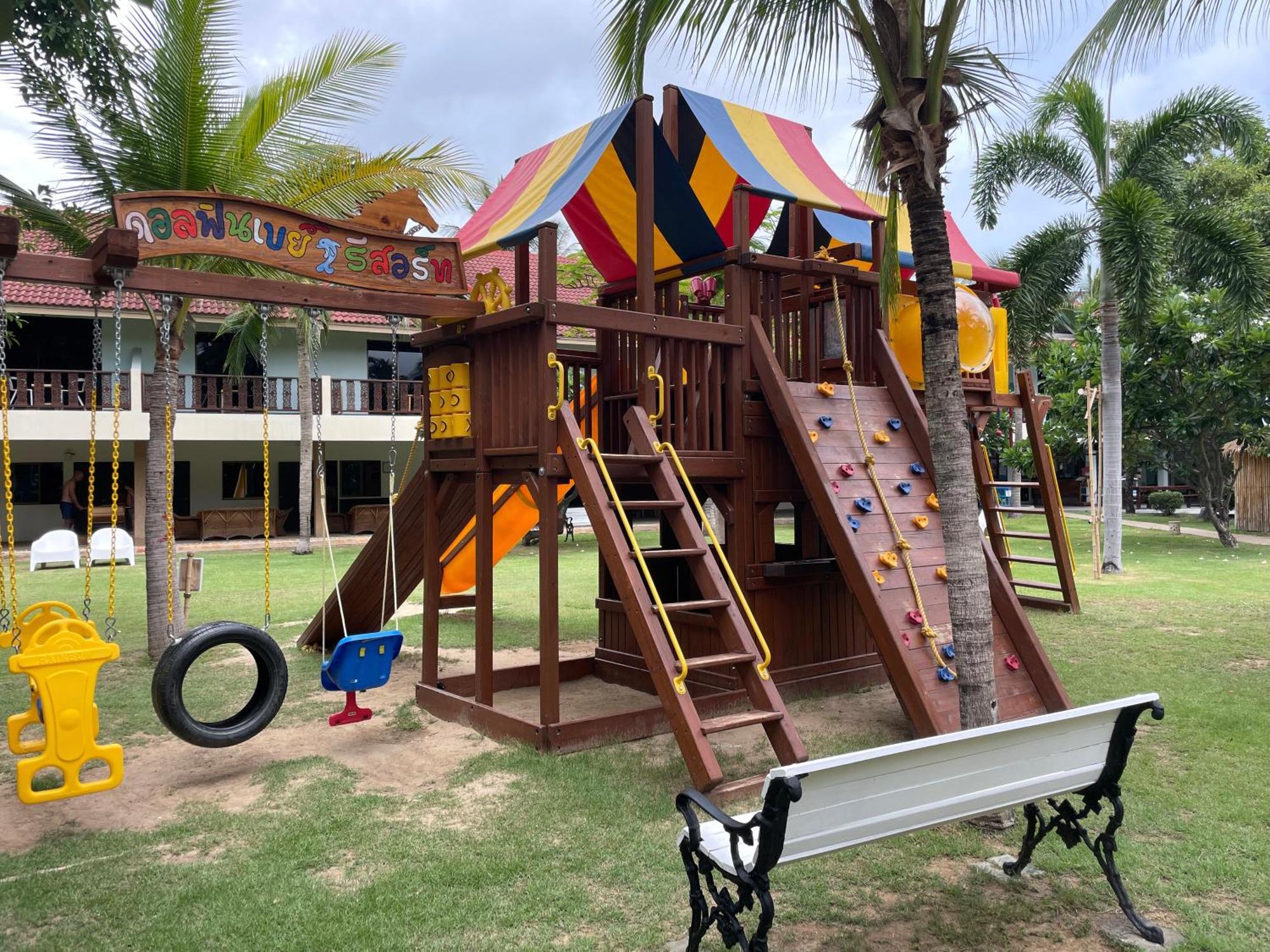 Dolphin Bay Beach Resort Sam Roi Yot Exterior photo