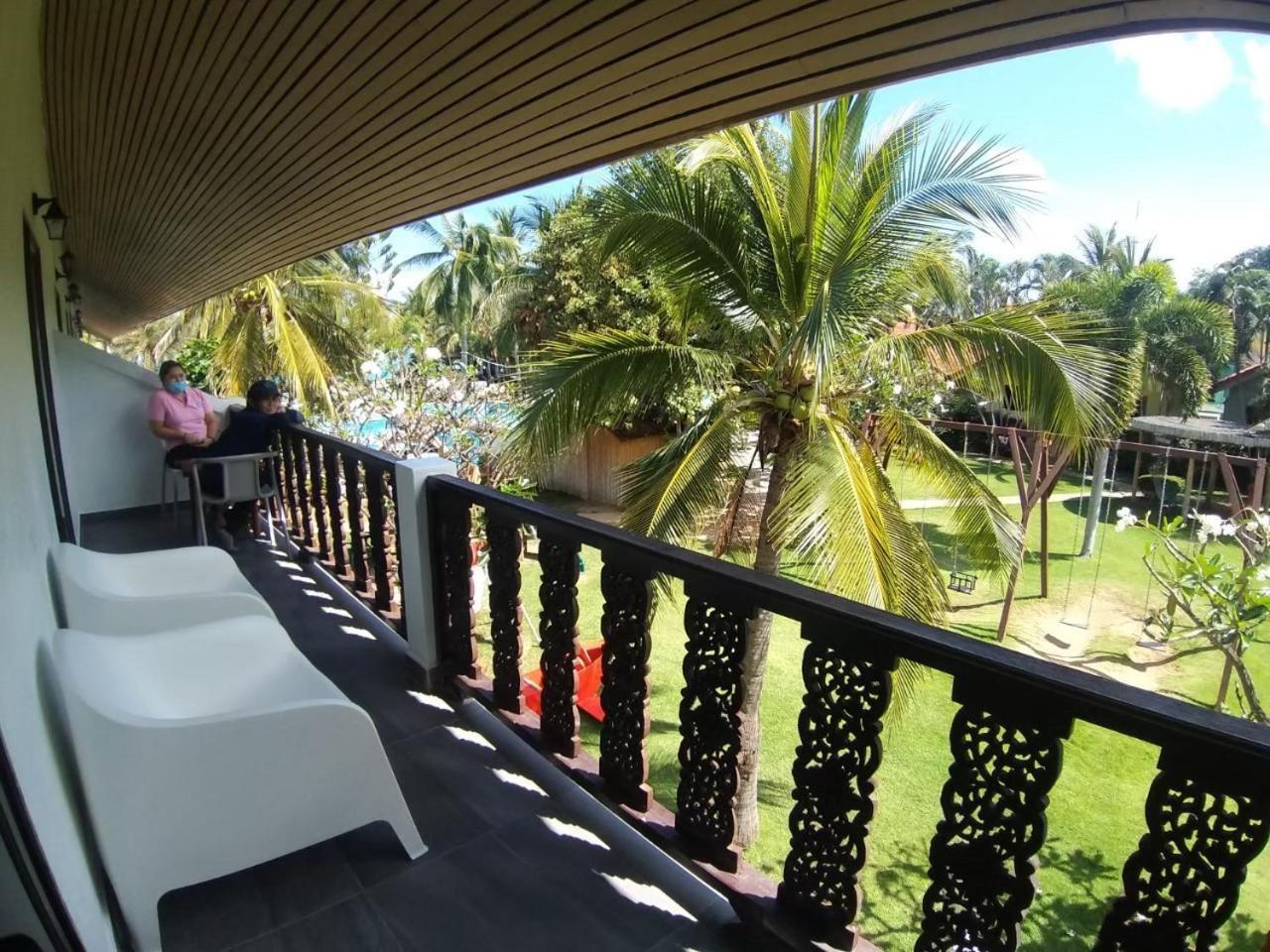 Dolphin Bay Beach Resort Sam Roi Yot Exterior photo